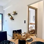 Apartamento Moutsani Family